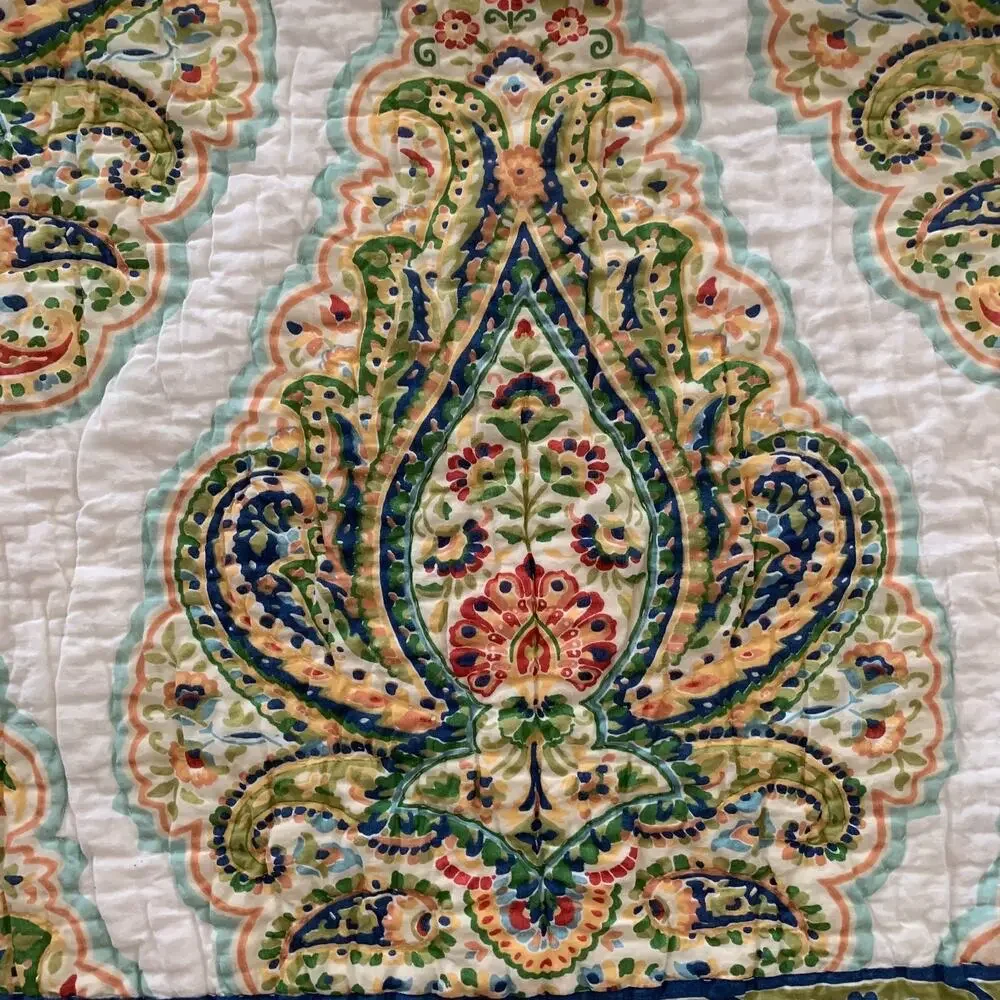 Pottery Barn Full Queen Reversible Paisley Quilt + Standard Sham Cotton India